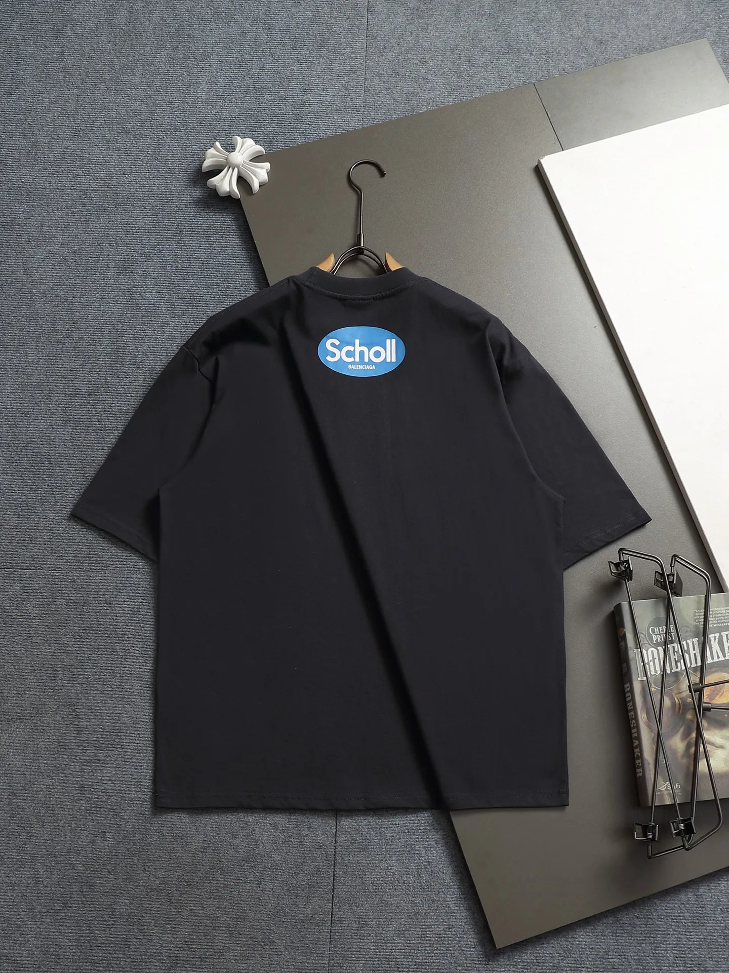 BALENCIAGA 2026 SCHOOL Logo ， Retro Same Style T 320 Versatile : Black Size：XS S M L